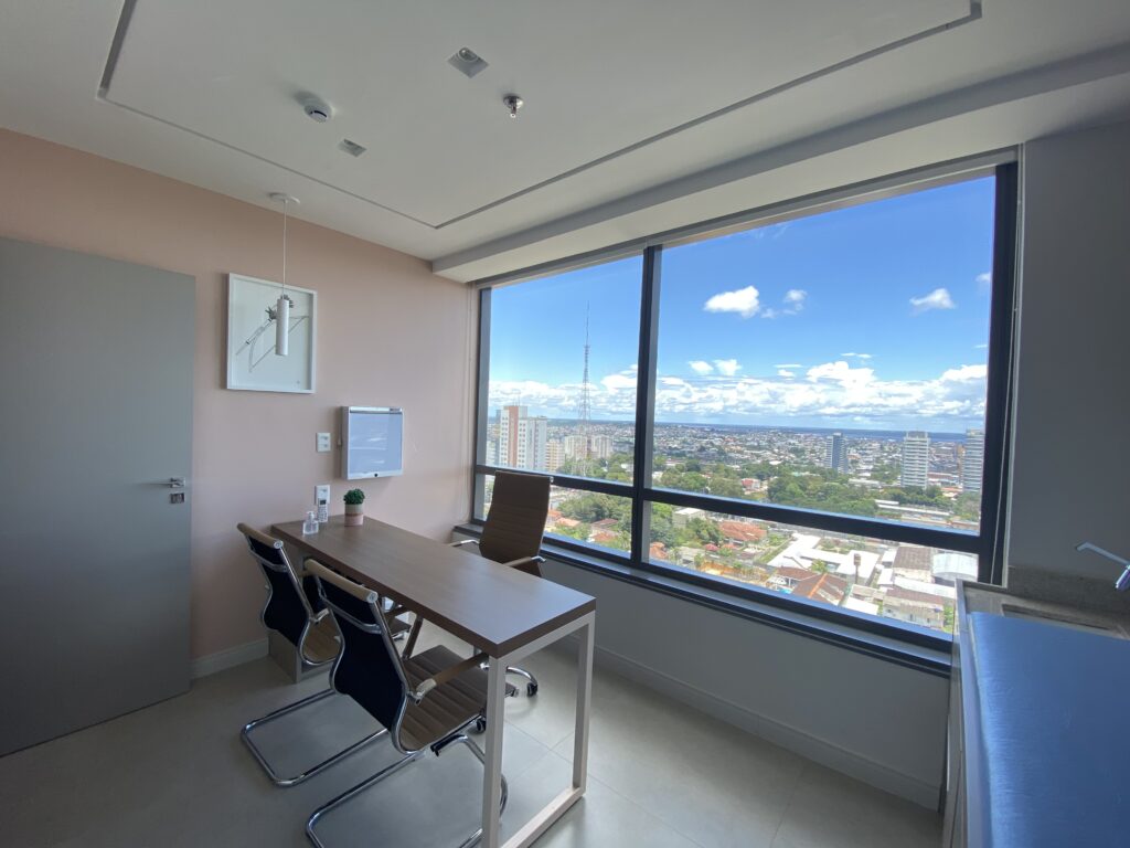 consultório aconchegante para atendimento de pacientes com queixa de nódulo de mama